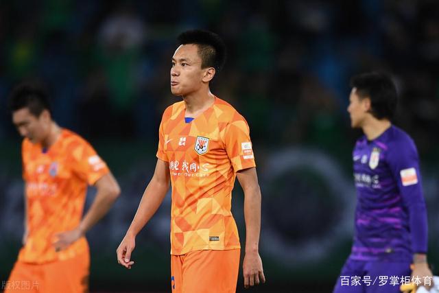 中国女排以3-0战胜日本夺取亚运会冠军 评选人员表现各异